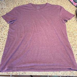 Maroon Apt 9 Medium V-neck t-shirt.